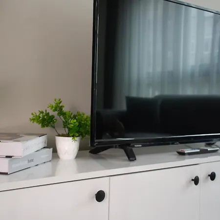 Cozy With Bedroom & Office Istanbul